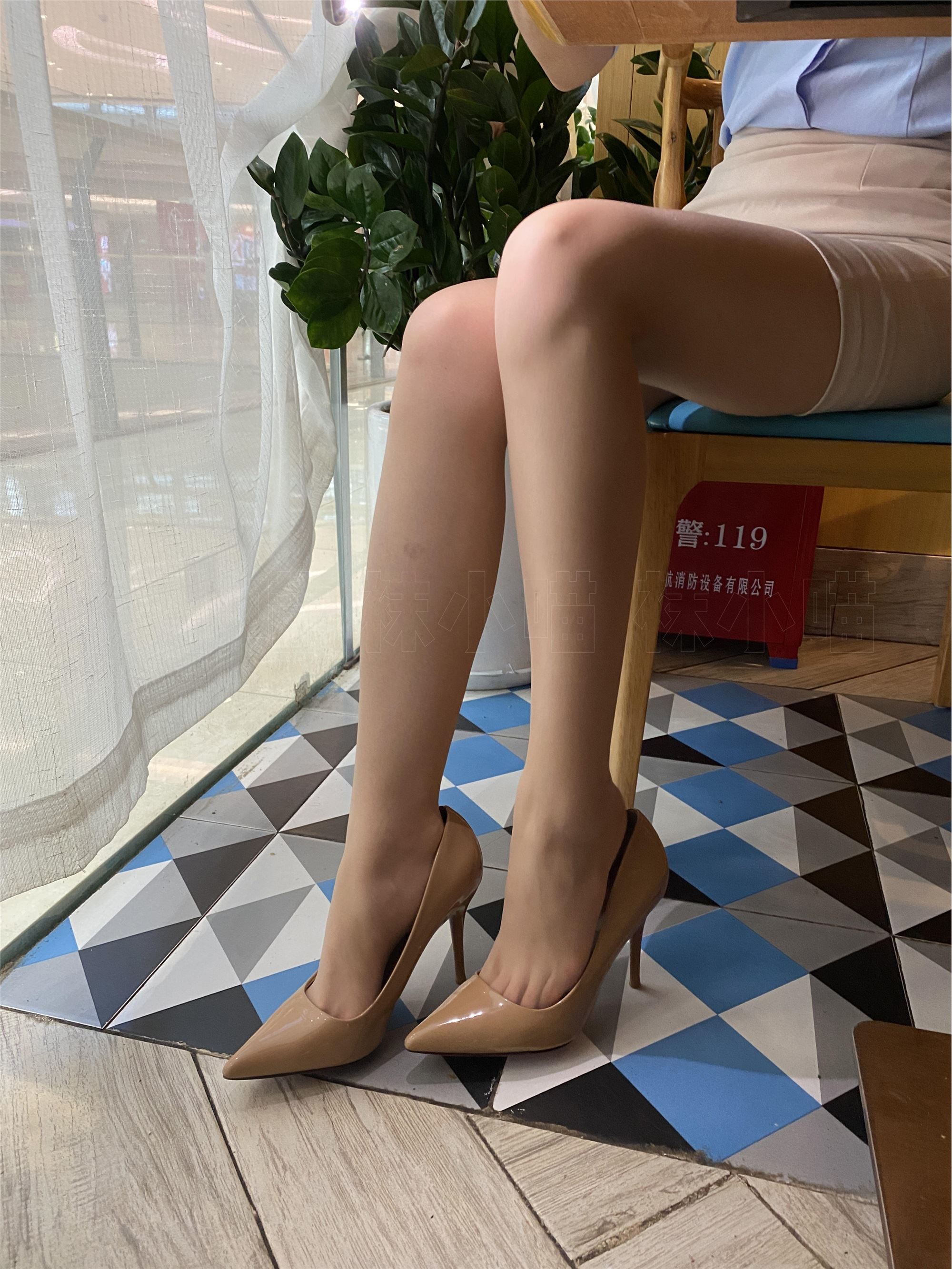 kittyWawa袜小喵  KT233 悄悄跟上她